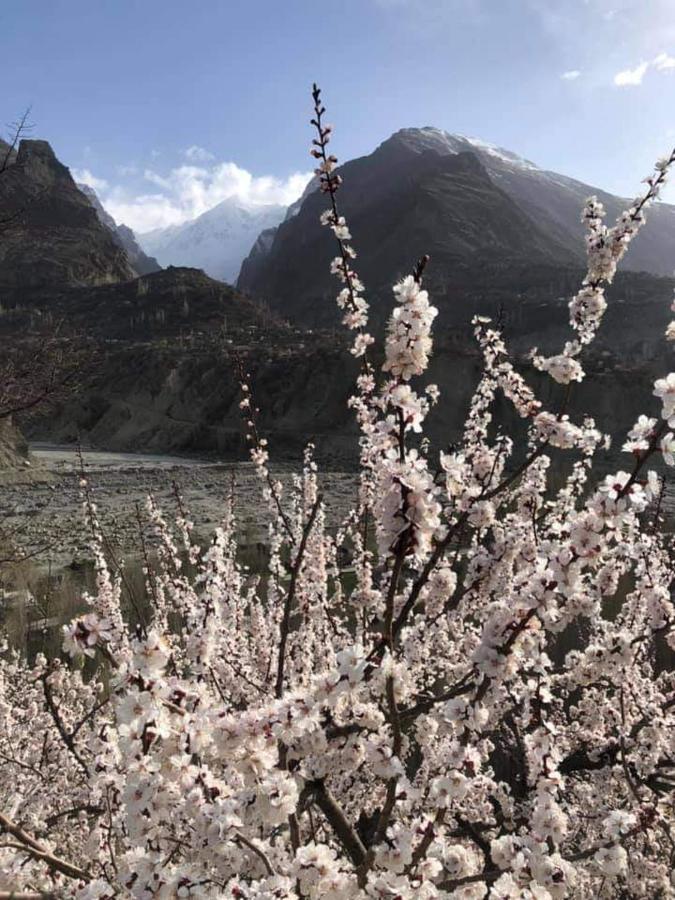 Old Hunza Inn Karimabad  Buitenkant foto