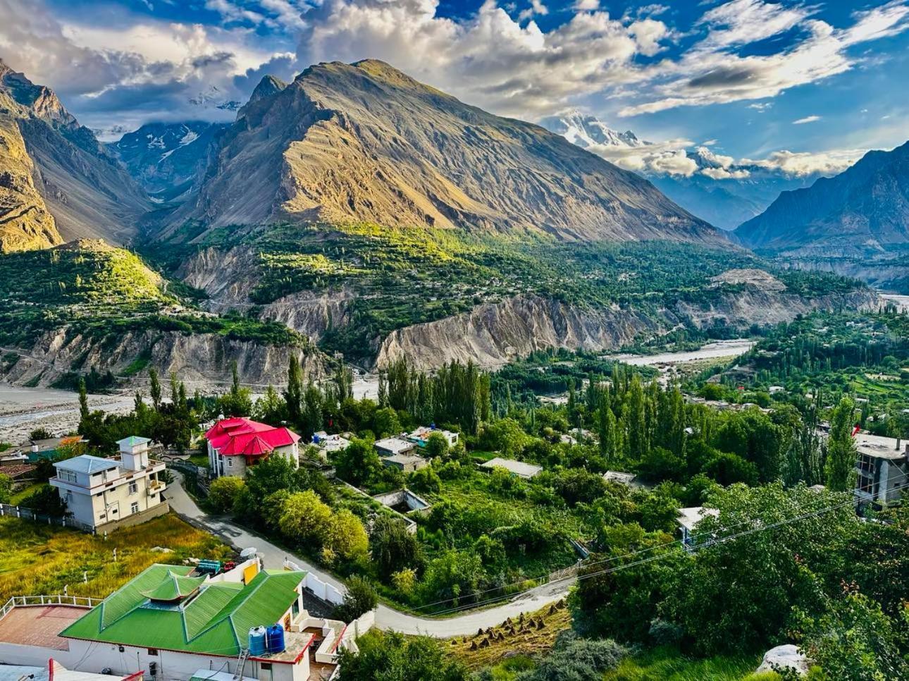 Old Hunza Inn Karimabad  Buitenkant foto