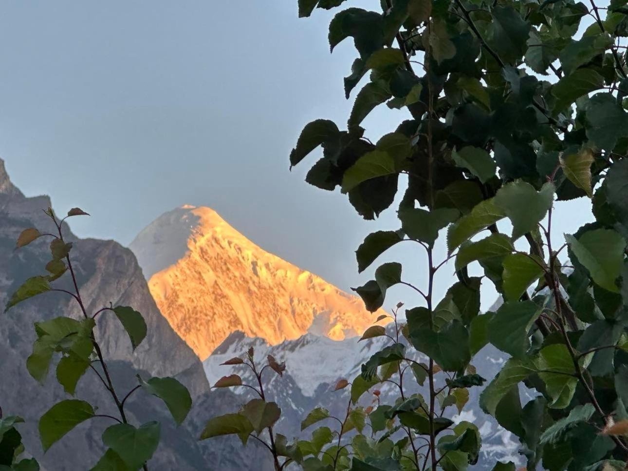 Old Hunza Inn Karimabad  Buitenkant foto